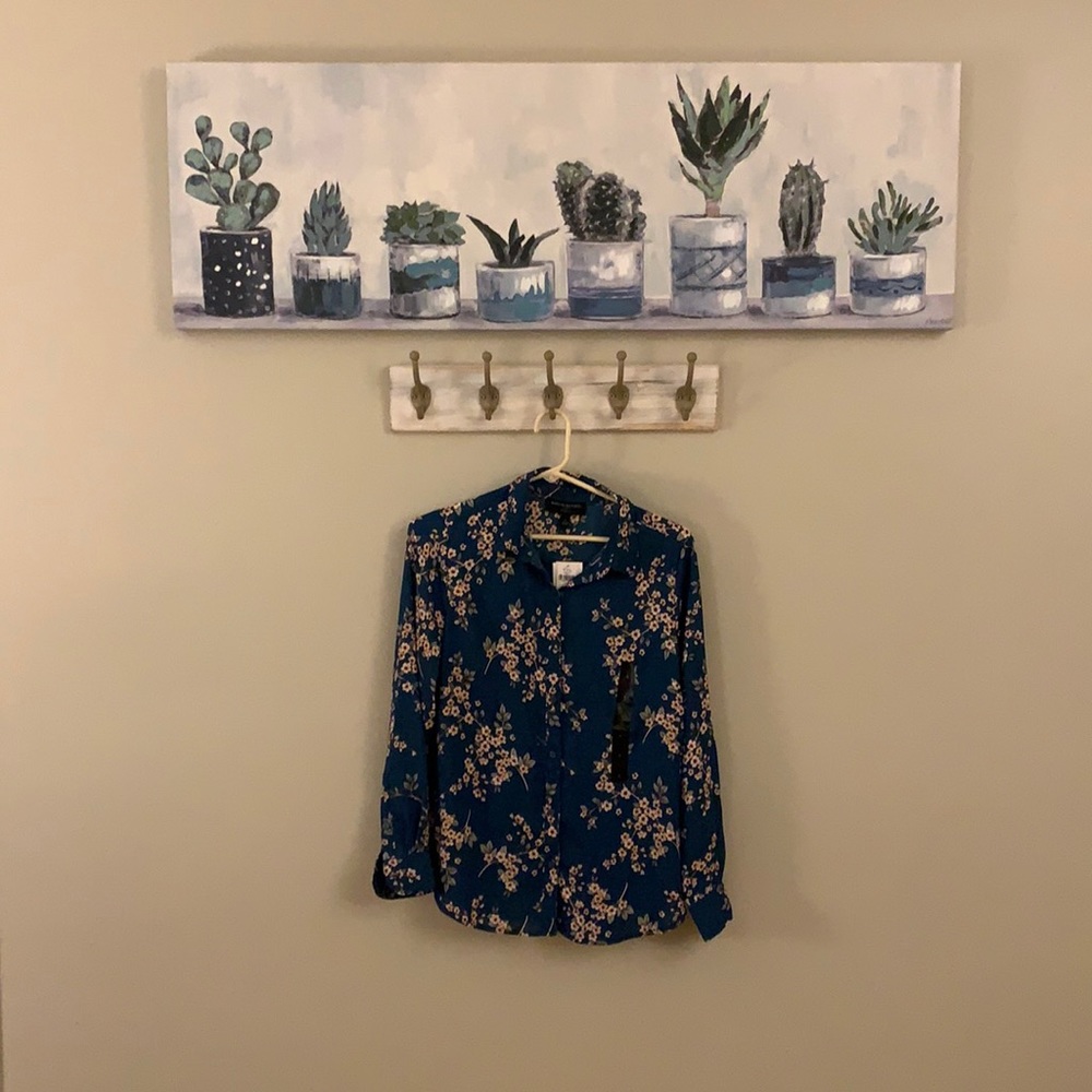 Banana Republic Size 2 Classic Fit